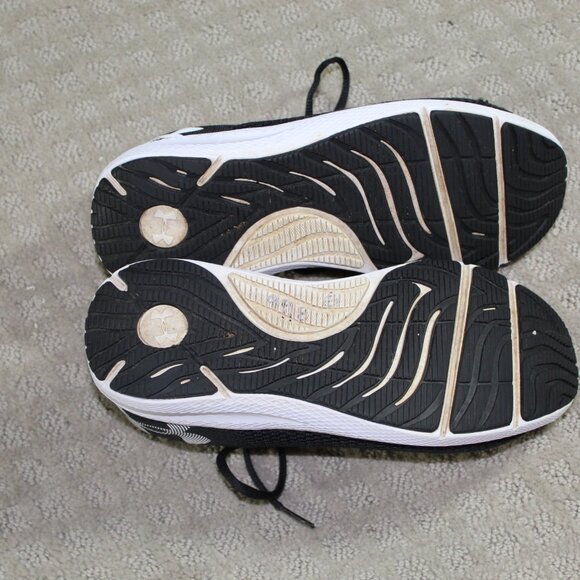 Under Armour Wm Sz 7M Charged Pursuit Black & White Athletic Shoes 3024143-002 - Picture 6 of 7